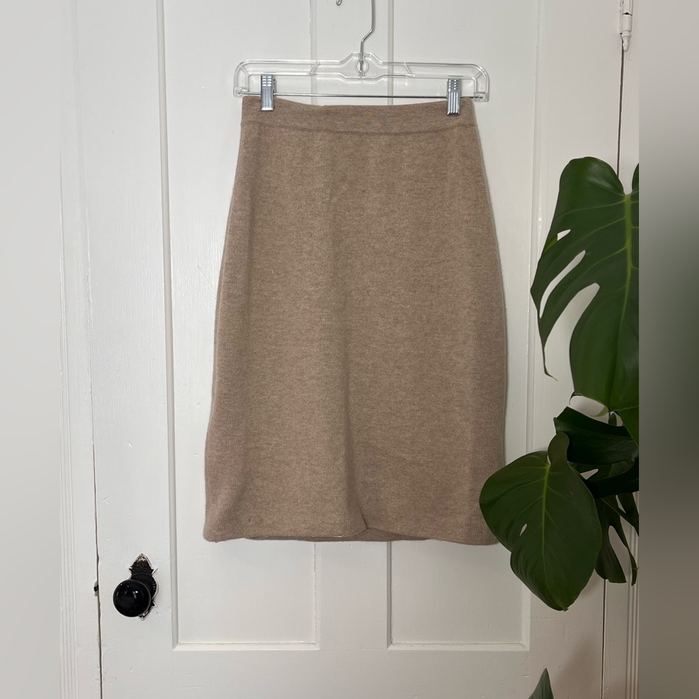 Max Mara Cashmere Knit Skirt Beige Italian Minimalist Luxury Italy Size M